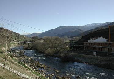 Invierno, miramos al norte, junto a la población de Cabezuela del Valle