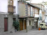 Calle principal, turismo rural en Cáceres, Extremadura.