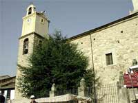 Iglesia de la Asunción, casas rurales en Cáceres, Extremadura.