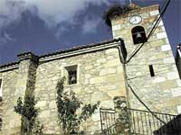 Iglesia de Santa Catalina, casas rurales en Rebollar, Cáceres, Extremadura.