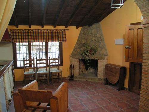 apartamento rural con chimenea