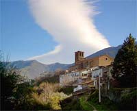 Iglesia de Hervás. Casas rurales en el Valle del Ambroz, Cáceres.